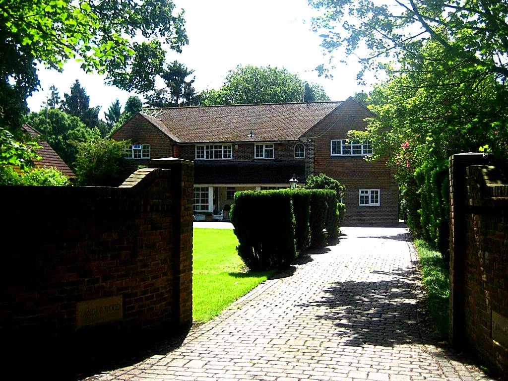 Tanglewood Guest House Gatwick