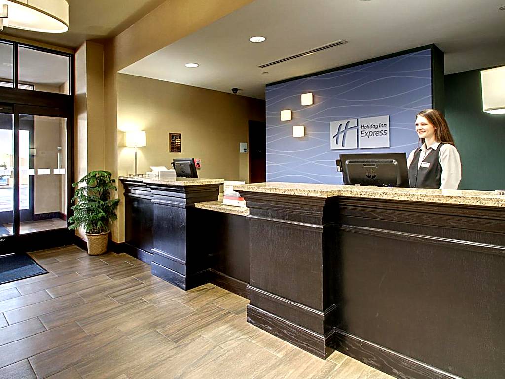 Holiday Inn Express Natchez South West