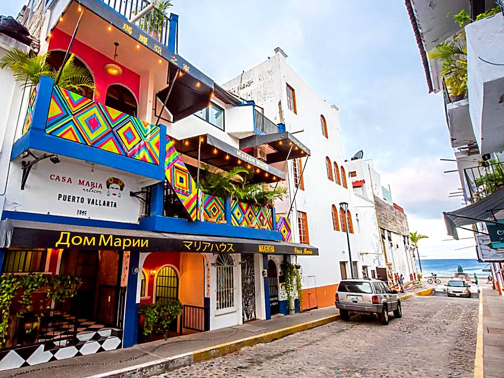 CASA MARÍA MALECÓN