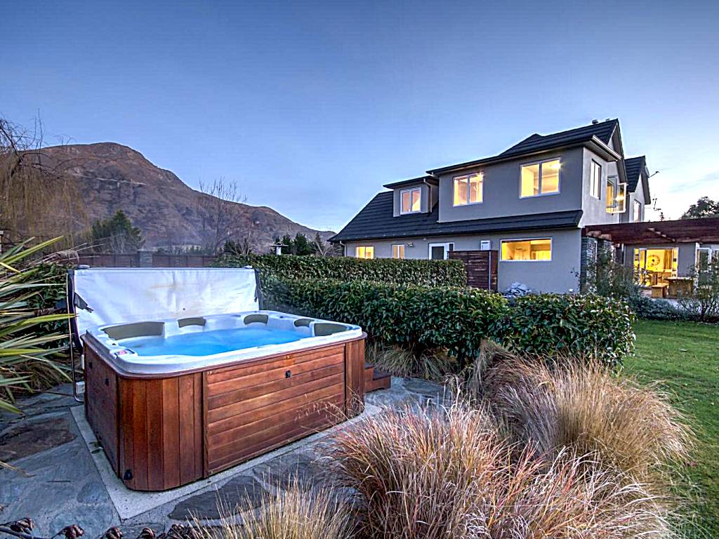 Queenstown Country Lodge